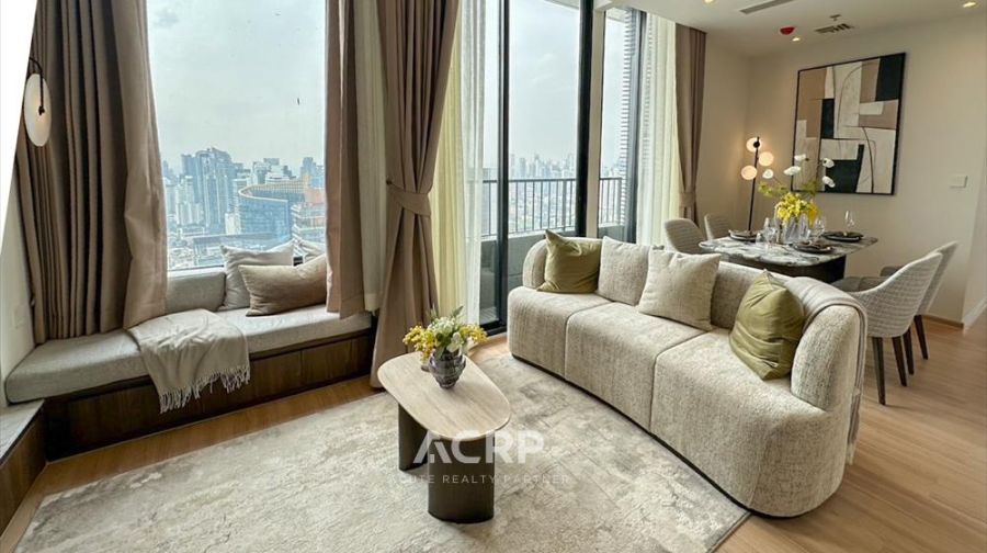 - Rare Corner Fullplex! Noble Form ทองหล่อ-2 ห้องนอน 76.96 ตร.ม. ชั้น 42 วิวทิศใต้ ใกล้สกายพูล CBD