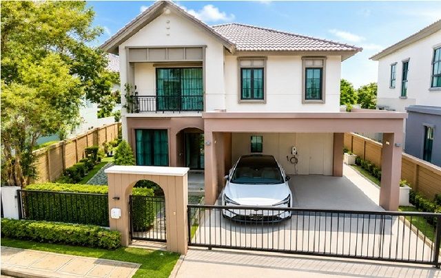 - บ้านเดี่ยวสไตล์โมเดิร์น 4 นอน ราชพฤกษ์-345 โรบินสันไลฟ์สไตล์ ราชพฤกษ์ 1.05กม. 4 น้ำ รพ.ปากเกร็ด 2 1.2 กม. 54 ตร.ว.200 ตร.ม. 5 แอร์