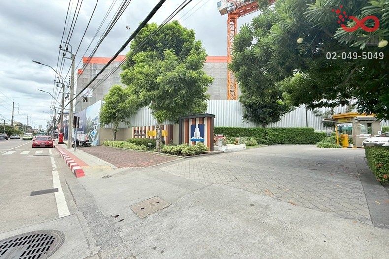 - ขายลุมพินี คอนโดทาวน์ รามอินทรา ลาดปลาเค้า 2 พื้นที่ 22ตรม.ชั้น 3