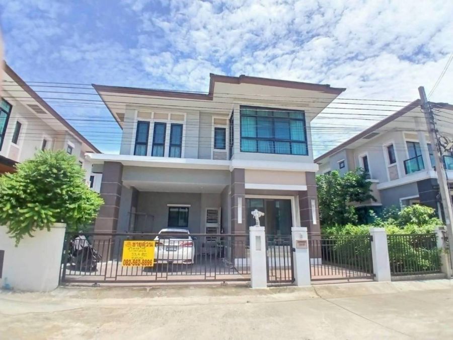 - ขายบ้านเดี่ยว 2 ชั้น หมู่บ้านลัดดาวิลล์ โครงการ4 บางบัวทอง นนทบุรี