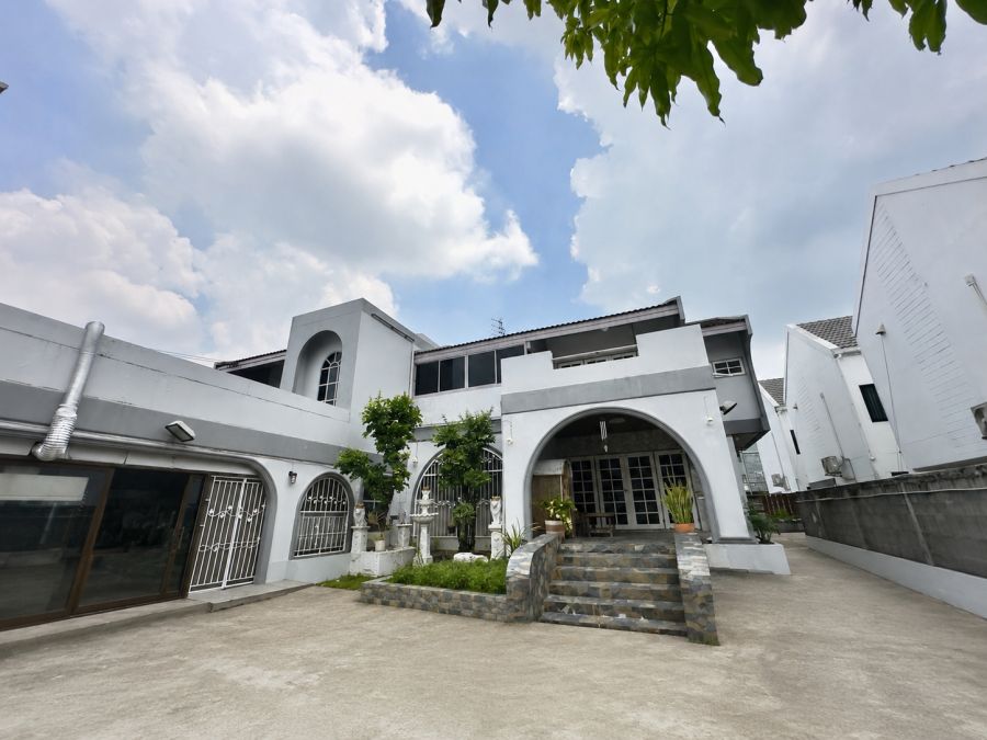 - ขายบ้านเดี่ยว หมู่บ้านเมืองเอก โครงการ 1 ถนนเอกทักษิณ ซอยเอกทักษิณ 2 ตำบลหลักหก อำเภอเมืองปทุมธานี จังหวัดปทุมธานี