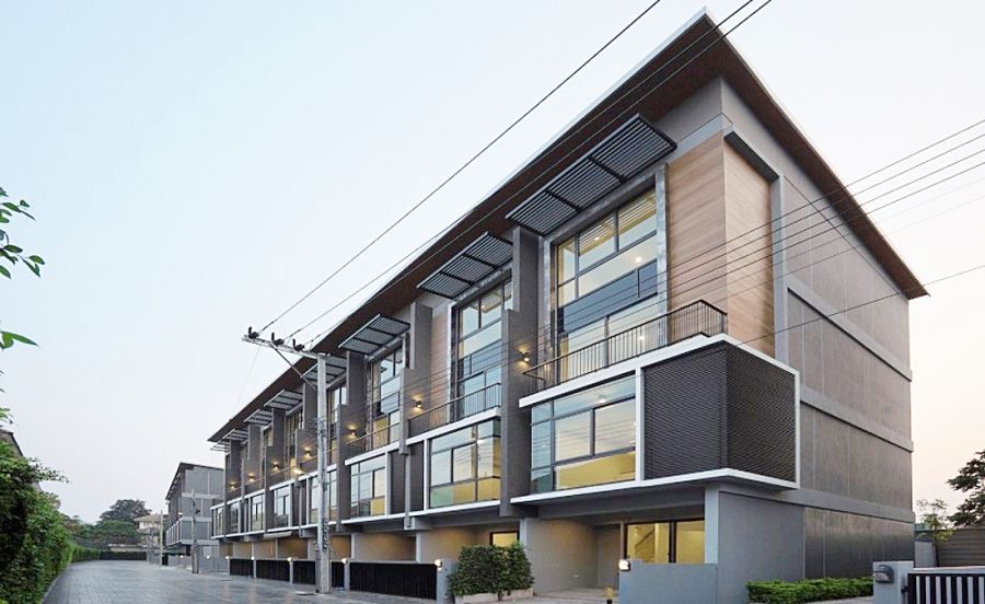 - Loft Lane Lasalle ทาวน์โฮมสุดหรู 4 ชั้น แปลงมุม หน้ากว้าง 5.7 เมตร 24 ตร.วา 3 นาทีถึง MRT ศรีลาซาล
