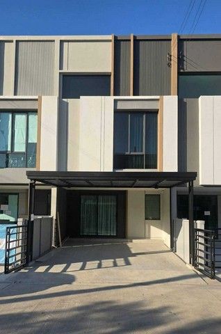 - ให้เช่าทาวน์โฮมพลีโน่ สุขุมวิท บางนา 4 (Pleno Mega Chic) พร้อมอยู่ โครงการ Pleno Sukhumvit-Bangna 4 ตำบลบางแก้ว บางพลี,สมุทรปรากา
