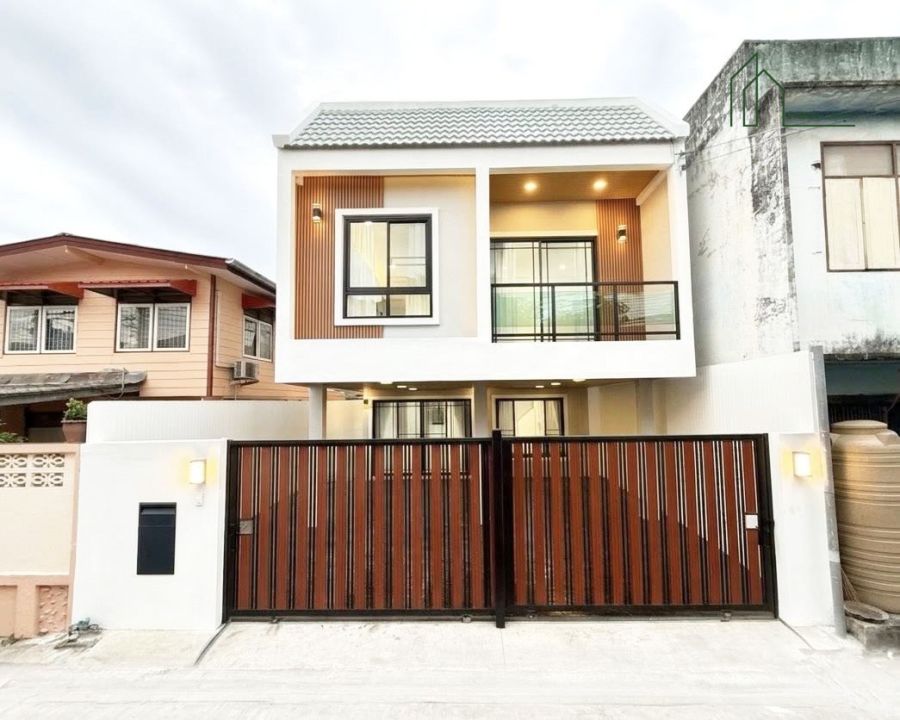 - บ้านเดี่ยวรีโนเวทใหม่ ใกล้ MRT บางยี่ขัน จรัญสนิทวงศ์ 46 บางพลัด