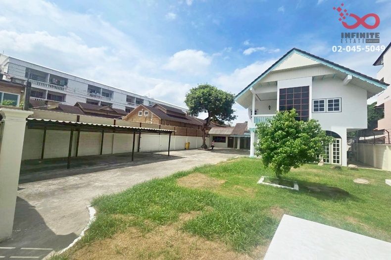 - ขายบ้านเดี่ยว 293 ตร.ว. ถนนสนามบินน้ำ ซอยนนทบุรี 33 (วัดชมภูเวก) ใกล้รถไฟฟ้าสายสีม่วง