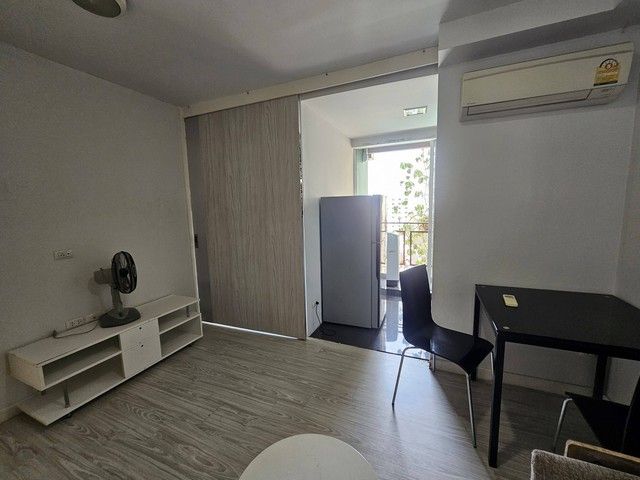 - C Style Condo 28 ตรม ชั้น 7 ห้องมุม ติดลิฟท์ ใกล้รถไฟฟ้าใต้ดิน MRT สุทธิสาร และ MRT ห้วยขวาง