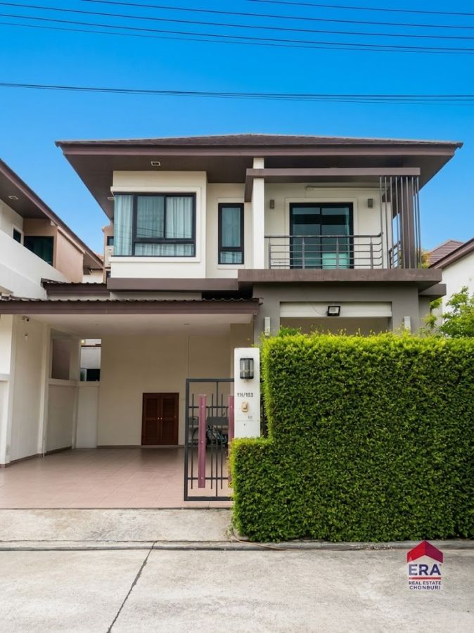 - ขาย/ให้เช่า บ้านแฝดสไตล์บ้านเดี่ยว หมู่บ้าน Mornington Hill ชลบุรี วิวภูเขา ใกล้บายพาส พร้อมอยู่