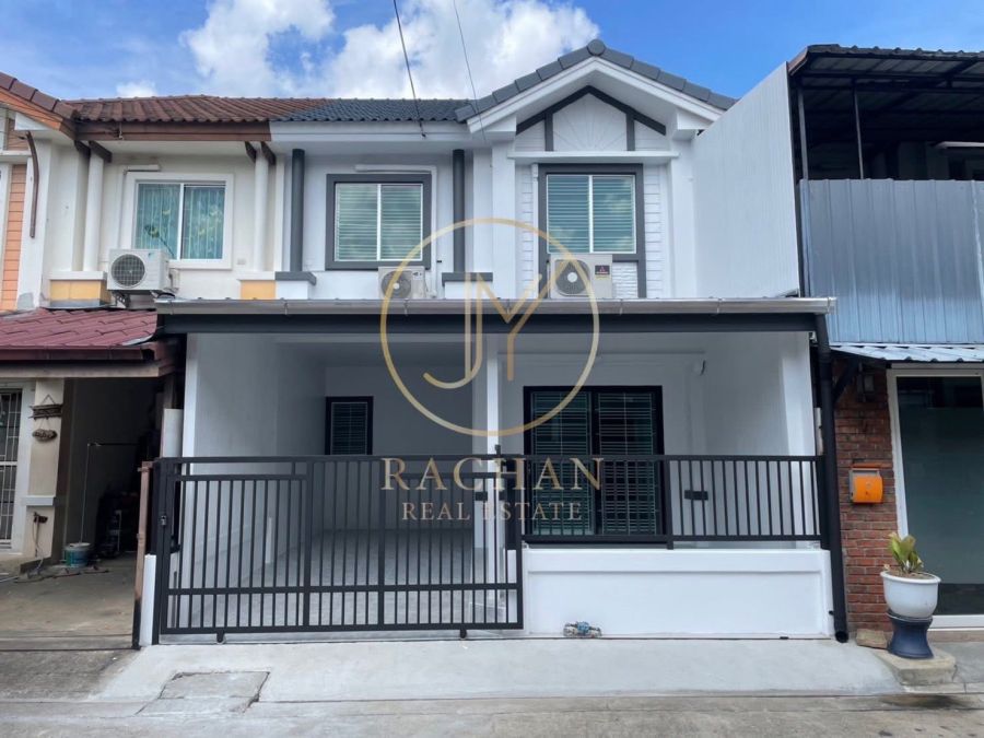 - ขายด่วน ทาวน์เฮาส์ 2 ชั้น รีโนเวทใหม่ หมู่บ้านพฤกษาวิลล์ 15 รัตนาธิเบศร์ เนื้อที่ 17.5 ตร.ว พื้นที่ใช้สอย 110 ตร.ม