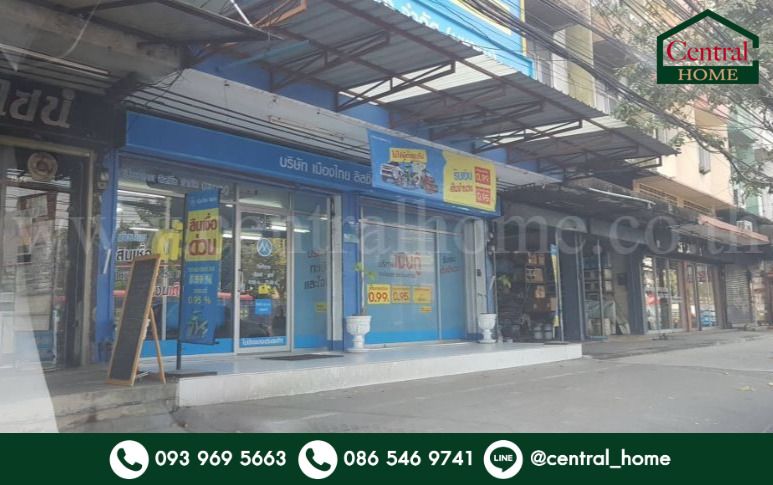 - อาคารพาณิชย์ 4.5 ชั้น ติดถนนลาดพร้าว หน้าซอยลาดพร้าว 72 ขายพร้อมผู้เช่าระยะยาว