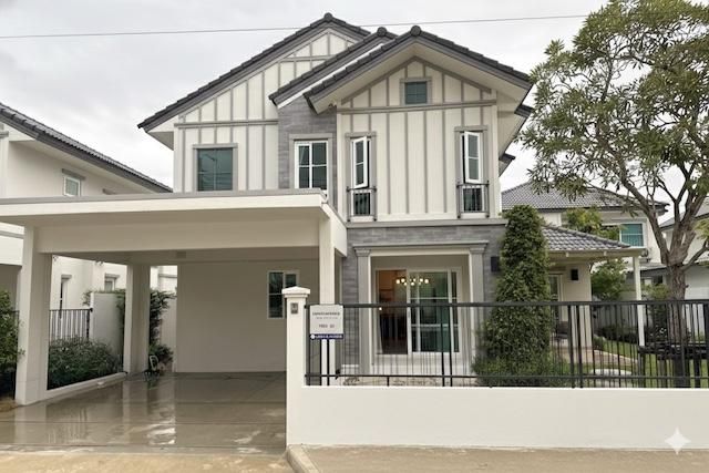 - Rare Item บางนา กม.7! เช่าบ้านเดี่ยวสไตล์ยุโรป ม.วิลลาจจิโอ 3 ใกล้ Mega Bangna มีโซนพักผ่อน Outdoor ส่วนตัว
