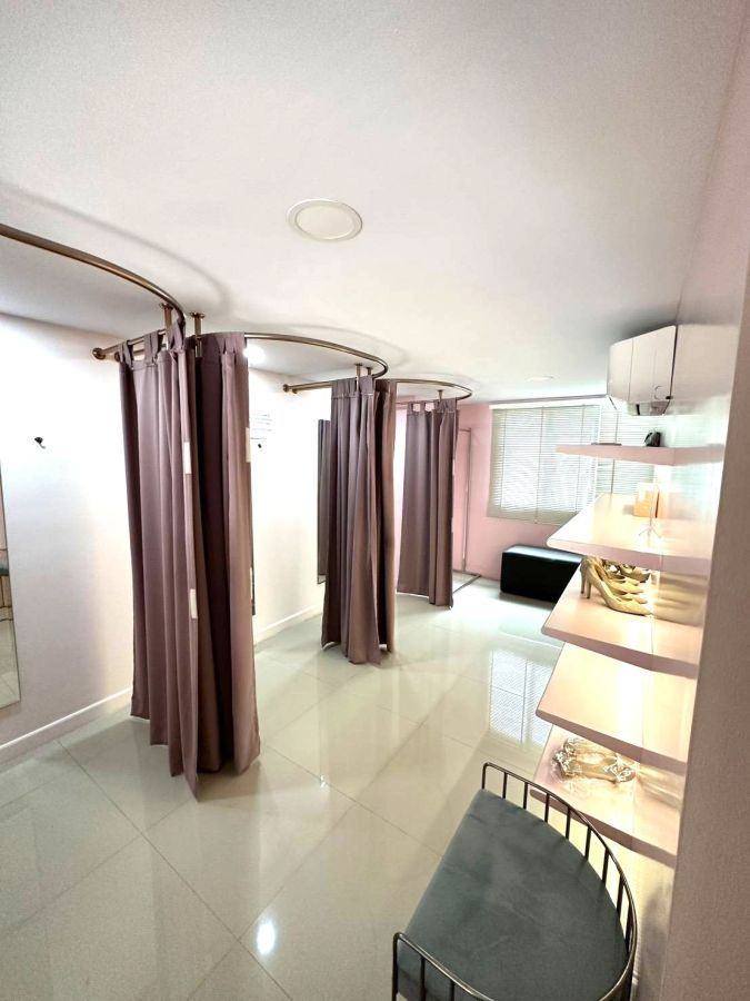 - ขายอาคารพาณิชย์ 3.5 ชั้น โครงการเมทโทร บิซทาวน์ แจ้งวัฒนะ 2 นนทบุรี เหมาะทำธุรกิจเชิงพาณิชย์