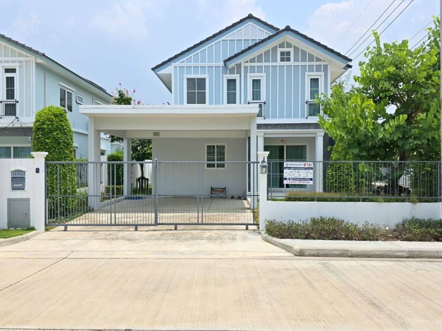 - ขายบ้านเดี่ยวมือสอง โครงการ วิลลาจจิโอ บางใหญ่ (Villaggio Bang Yai) เนื้อที่กว้างถึง 53.30 ตร.ว. ใกล้รถไฟฟ้าสายสีม่วงสถานีคลองบางไผ่
