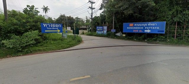 - ขายที่ดิน 24 ไร่ หน้ากว้าง 86 เมตร ถมแล้ว สวนนงนุช พัทยา Land for sale, 24 rai , Located at the entrance to Nong Nooch Garden, Pattaya.