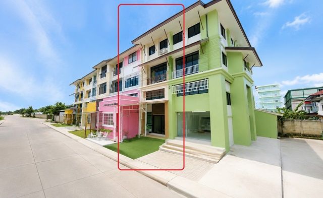 - เมกา บางนา 3 กม. อาคารพาณิชย์เช่า สนามบินสุวรรณภูมิ1 กม. กิ่งแก้ว8-16 ราชาเทวะ 3นอน 3น้ำ 19 ตารางวา 266ตารางเมตร ตลาดกิ่งแก้ว