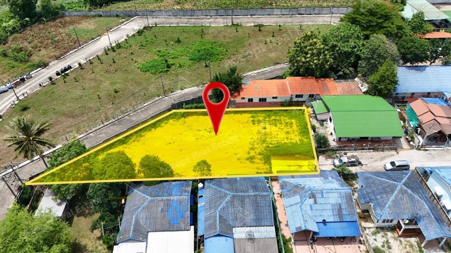 - ขายที่ดินทำเลดี หลังโรบินสัน บ้านฉาง ระยอง 216 ตารางวา