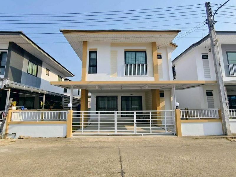 - ขายบ้านแฝดสไตล์บ้านเดี่ยว The Perfect Hill บางแสน พร้อมอยู่ ฟรีโอน TP-H2017