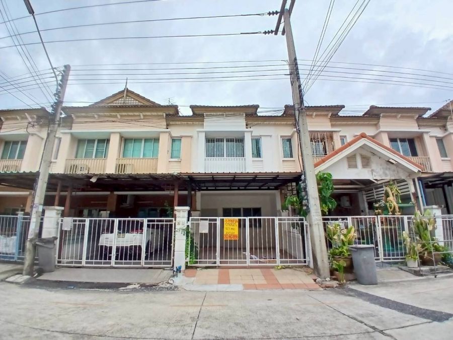 - ขายบ้าน 2 ชั้น หมู่บ้านเดอะนอร์ธเทิร์นทาวน์ โนวา ถนนพหลโยธิน