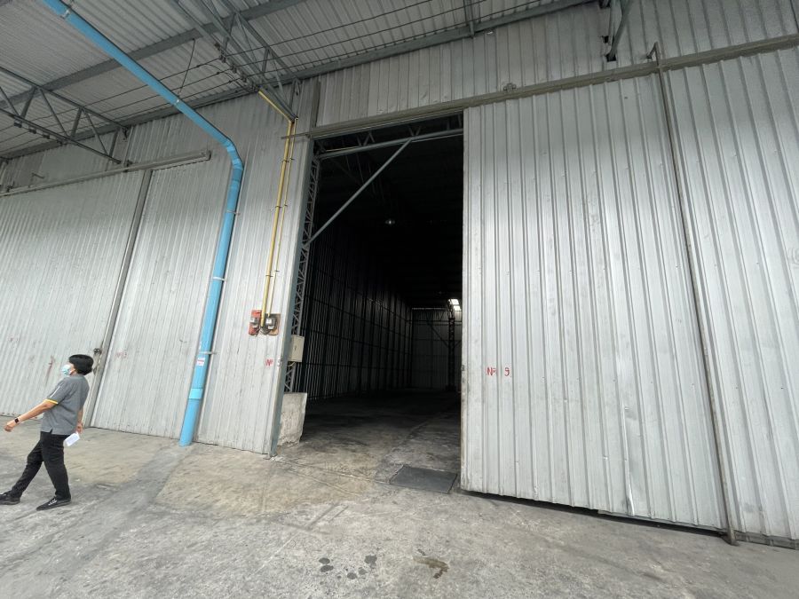 - โกดังให้เช่า/โรงงานให้เช่า !! ขนาด 350 ตร.ม. ถนนพหลโยธิน ต.คลองหนึ่ง อ.คลองหลวง จ.ปทุมธานี