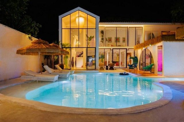- ให้เช่า Luxury Pool Villa พระโขนง บ้านเดี่ยวนอกโครงการ พร้อมสระว่ายน้ำส่วนตัว