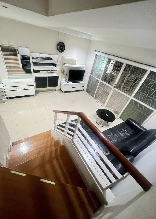 - ให้เช่าทาวน์โฮม 3 ชั้น โครงการ บ้านกลางเมือง เออบาเนี่ยน สุขุมวิท 113 (วัดด่านสำโรง)