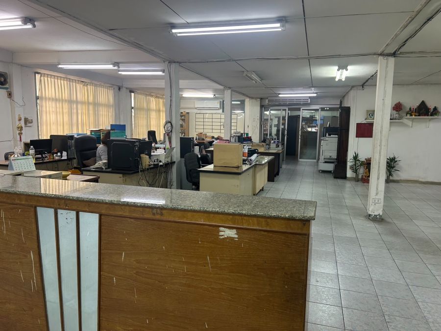 - ที่ตั้งที่ดิน ตำบลบางจาก อําเภอพระโขนง จังหวัด กรุงเทพ