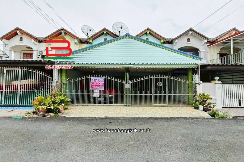 - ขาย/เช่า ทาวน์เฮาส์ 2 ชั้น เนื้อที่ 34 ตร.ว. หมู่บ้านธารทอง 2 (ซอยวัดลาดปลาดุก) ถนนกาญจนาภิเษก ตำบลบางรักพัฒนา อำเภอบางบัวทอง นนทบุรี
