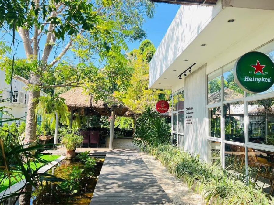 - เซ้งกิจการร้านอาหาร ทำเลทองติดถนนสุขุมวิท บางพระ ชลบุรี พร้อมเปิดกิจการต่อได้ทันที