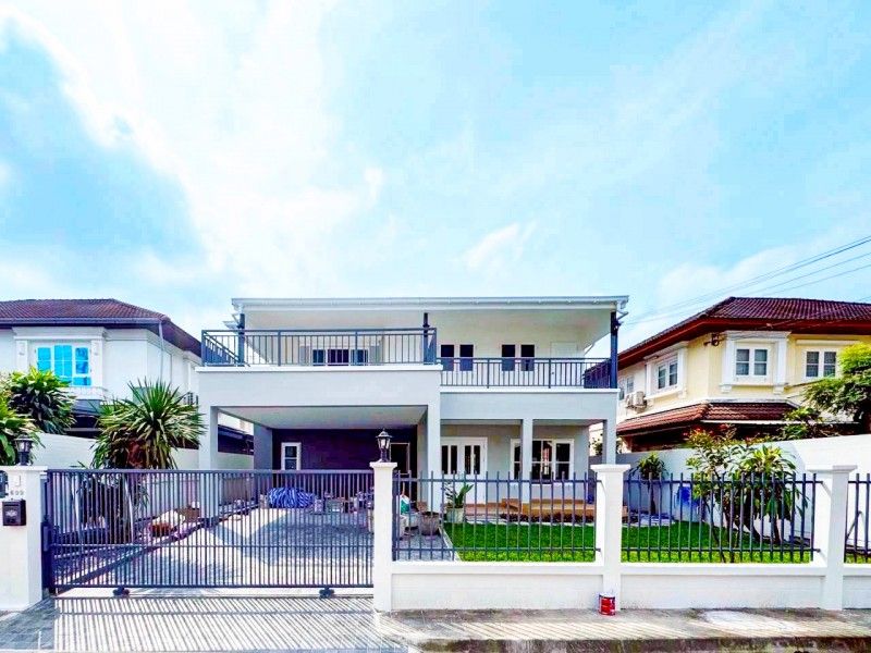 - ใกล้โรงเรียน RIS มีนบุรี 900 ม.เพอร์เฟคเพลส บ้านเดี่ยว 4 นอน 3 น้ำ รามคำแหง164 52 ตร.ว. 180 ตร.ม. พร้อมเฟอร์ฯ
