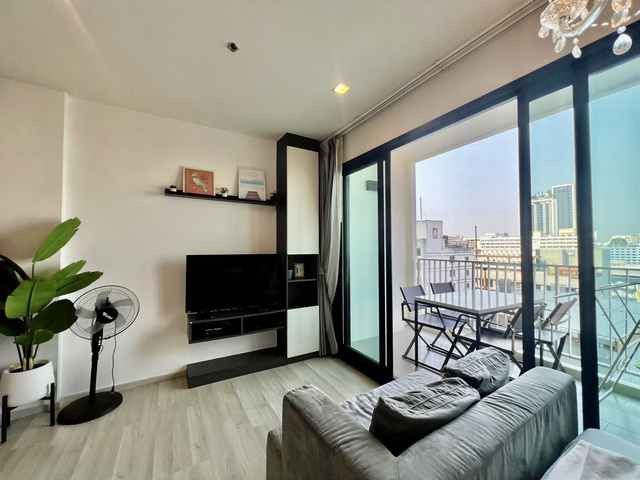 - ขาย คอนโด เดอะ เบส เซ็นทรัล พัทยา The Base Pattaya 2 ห้องนอน 51.60 ตร.ม. ใกล้เซ็นทรัล พัทยา วิวเมือง พร้อมอยู่ ราคา 6,200,000 บาท