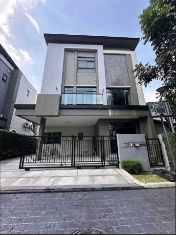- โครงการ The Gentry Sukhumvit 101 เดอะ เจนทริ สุขุมวิท 101 แขวงบางจาก เขตพระโขนง,กรุงเทพมหานคร