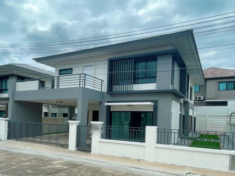 - บ้านเช่าใกล้ เจ-พาร์ค มอเตอร์เวย บ้านเดี่ยว เดอะ คอมพลีท ศรีราชา TP-H2309