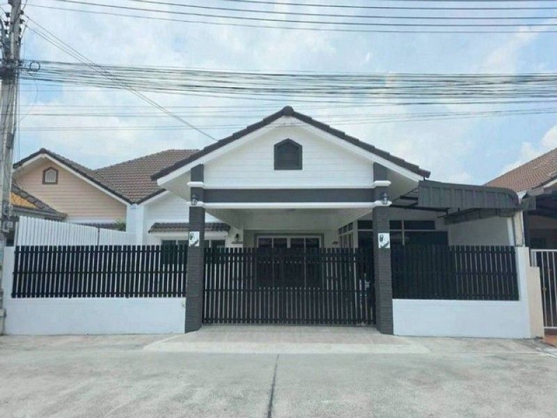 - ขายบ้านเดี่ยว หมู่บ้านไม้งาม เลี่ยงหนองมน รีโนเวทใหม่ ฟรีโอน TP-H2305
