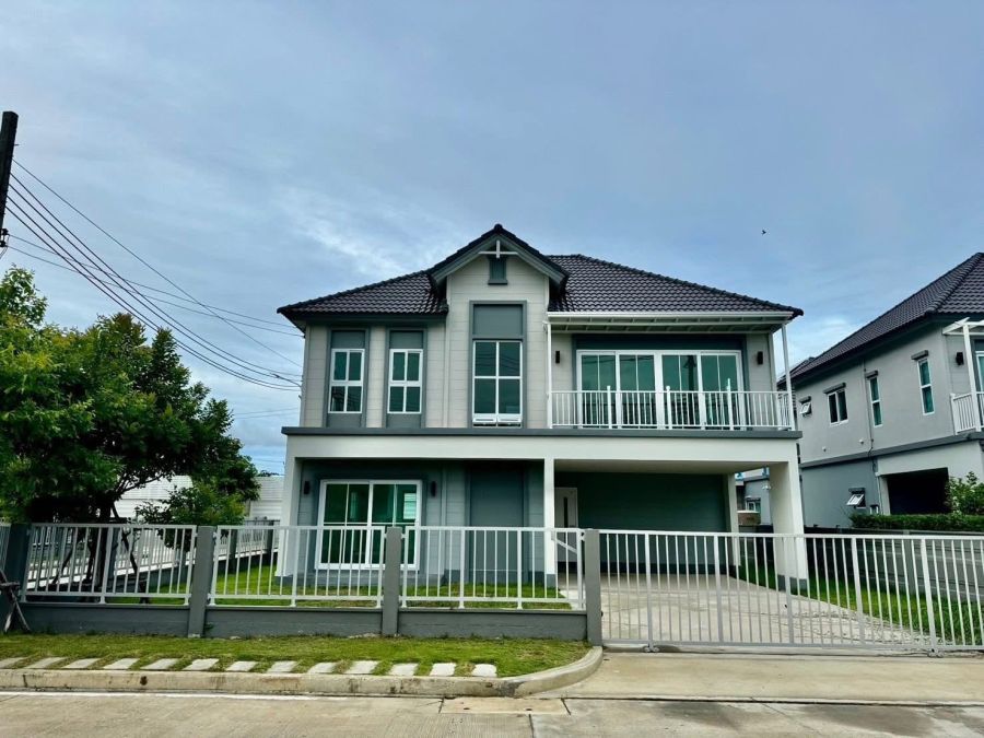 - ให้เช่าบ้านใหม่ แกรนด์ สิวารมย์ สุขุมวิท-บางปู 109 เฟอร์ฯ ครบ วิวสโมสร