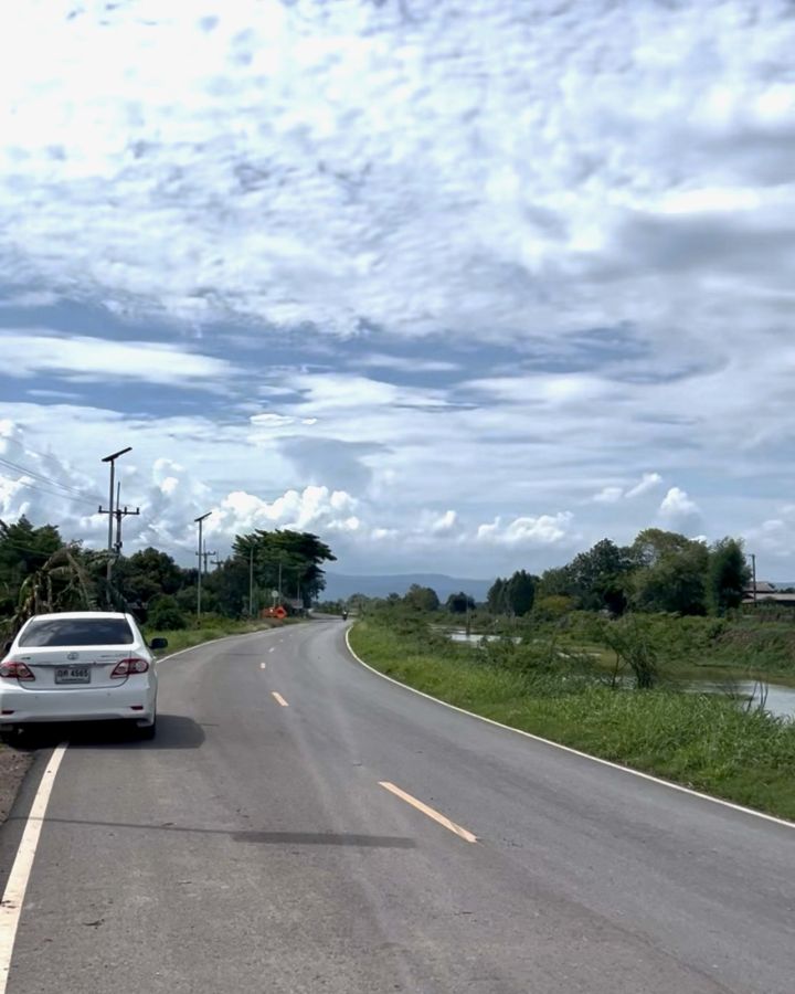 - ที่ดินถมทั้งผืนไร่กว่าใกล้ถนนเมน 70 เมตร เหมาะทั้งสร้างบ้านและโกดังเป็นส่วนตัวอยู่ใกล้ชุมชน