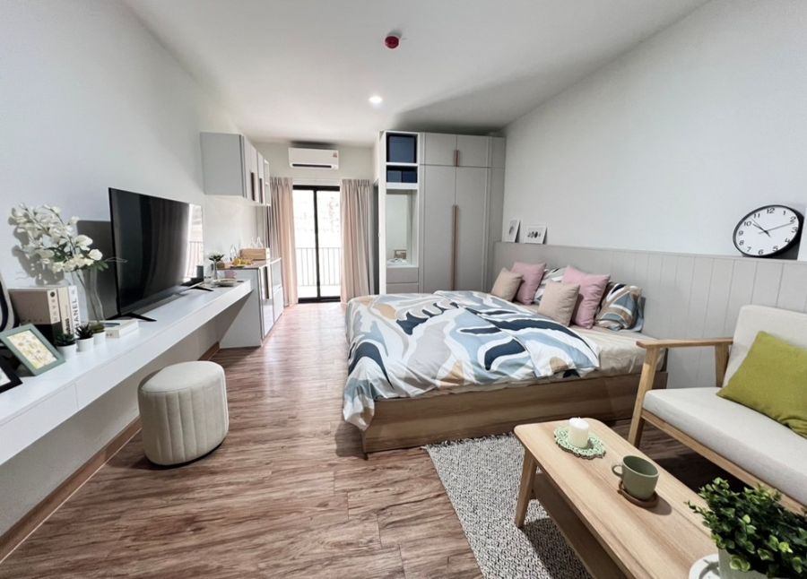 - ขายคอนโด Golden Condo Harbor แหลมฉบัง 28 ตร.ม. เริ่มต้นเพียง 1.68 ล้านบาท