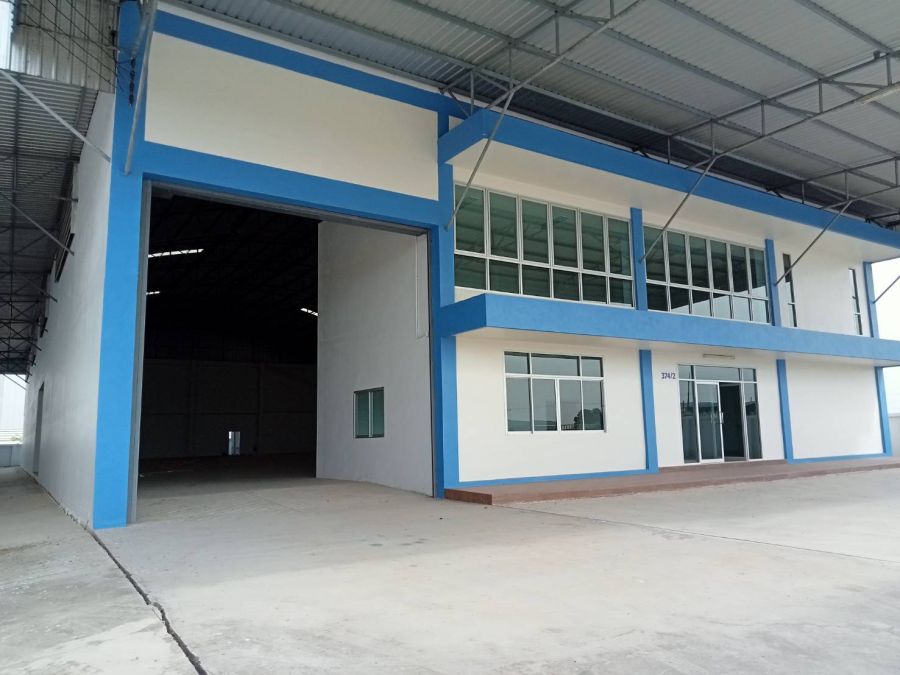 - ให้เช่าโกดัง โรงงาน คลังสินค้า บางนา กม 23 บางบ่อ บางเพรียง พื้นที่ขนาด 1,250 ตารางเมตร มีพื้นที่จอดรถ