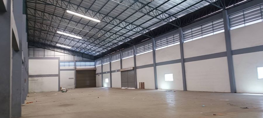 - ให้เช่าคลังสินค้า โรงงานโกดัง วัดลาดหวาย นิคมบางพลี เทพารักษ์ พื้นที่ 2,000 ตร.ม.