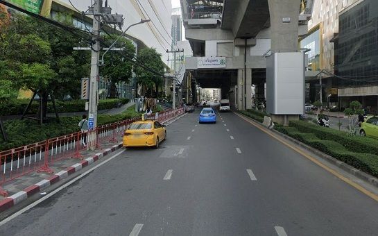 - ขายที่ดินพร้อมสิ่งปลูกสร้าง ท่าดินแดง ใกล้ ICONSIAM