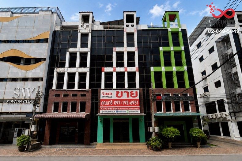 - ขายอาคารสำนักงาน - ออฟฟิศ 5 ชั้น ซอยลาดพร้าว 101/3 ใกล้รถไฟฟ้าสายสีเหลือง เพียง 500 เมตร