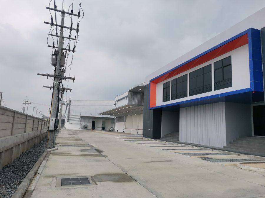 - คลังสินค้าให้เช่ามีหลายขนาดเริ่มต้นที่ 3,936 -5,940 ตรม ผังสีม่วง ย่านบางนาตราด กม 23 บางเสาธง สมุทรปราการ
