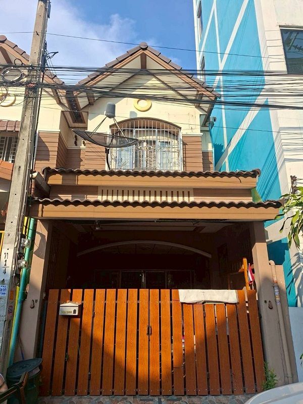 - ให้เช่า/ขาย หมู่บ้านตะวันทอง บ้านพร้อมอยู่