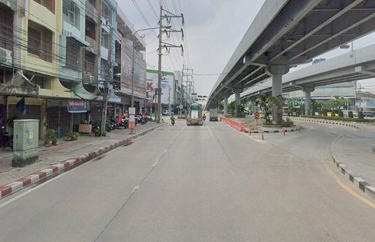 - ขายที่ดินพร้อมสิ่งปลูกสร้าง ติดถนนยานนาวา ใกล้ Lotus พระราม 3