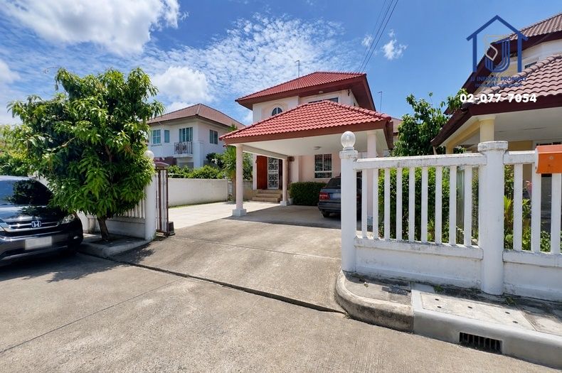 - ขายบ้านเดี่ยว 2 ชั้น หมู่บ้านชวนชื่น บางนา 78.70 ตร.ว. ซอยเกียรติพิพัฒน์ธานี ใกล้นิคมฯ เวลโกรว์ และทางด่วนบูรพาวิถี