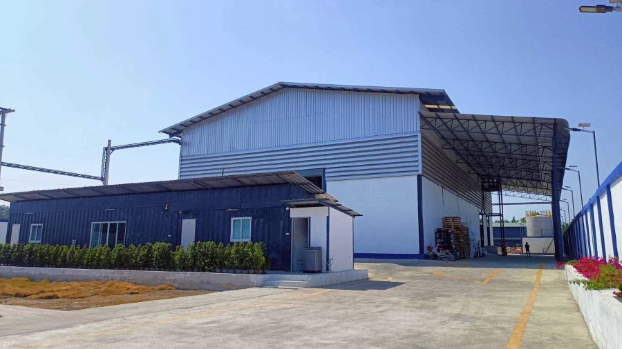 - ขาย / ให้เช่า โรงงานพร้อมใบ รง.4 ประเภท 42 (ผลิตวัสดุเคมี) ผังชมพู ตรงข้ามนิคมอุตสาหกรรมท่าจีน