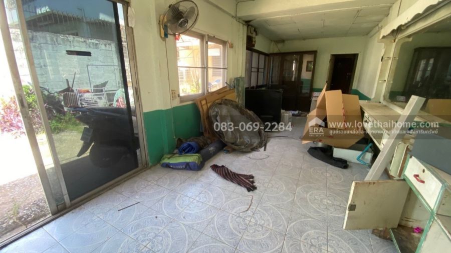 - ขายที่ดิน ลาดพร้าว35 ติดรถไฟฟ้าถึง 2 สาย เข้าออกได้หลายทาง รัชดา-วังหิน-เลียบทางด่วน 72 ตารางวา