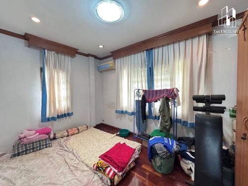 - ขายบ้านเดี่ยว หมู่บ้านดิเอมเมอรัลด์ การ์เด้น 1 ราชพฤกษ์ บางบัวทอง