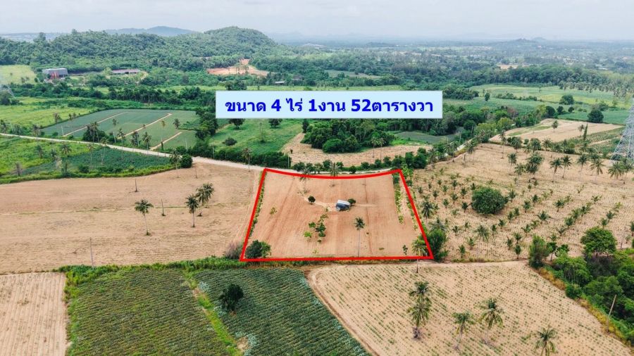 - ขายที่ดินโป่ง 4 ไร่ ติดถนนคอนกรีต ใกล้โรงเรียนนานาชาติรักบี้-2กม. อ.บางละมุง จ.ชลบุรี