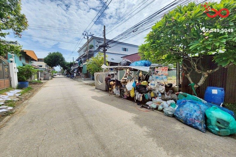- ขายที่ดินถมแล้ว 48 ตร.ว. ซอยสังคมสงเคราะห์ 28 ลาดพร้าว 71 ใกล้ MRT โชคชัย 4 ทางด่วนพิเศษ