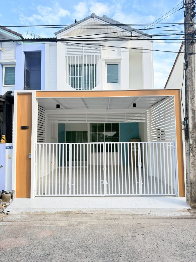 - ขายทน์เฮ้าส์ ม.วรารักษ์ไอดีไซน์ บ้านต้นโครงการ | (โทรสอบถามราคา)