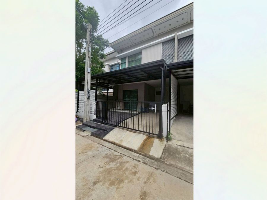- พฤกษาวิลล์ 65/1 ศรีสมาน ทาวน์โฮม 26.3 ตารางวา 3 นอน 2 น้ำ ต่อเติมแล้ว ลงเข็มไมโครไพล์รอบบ้าน